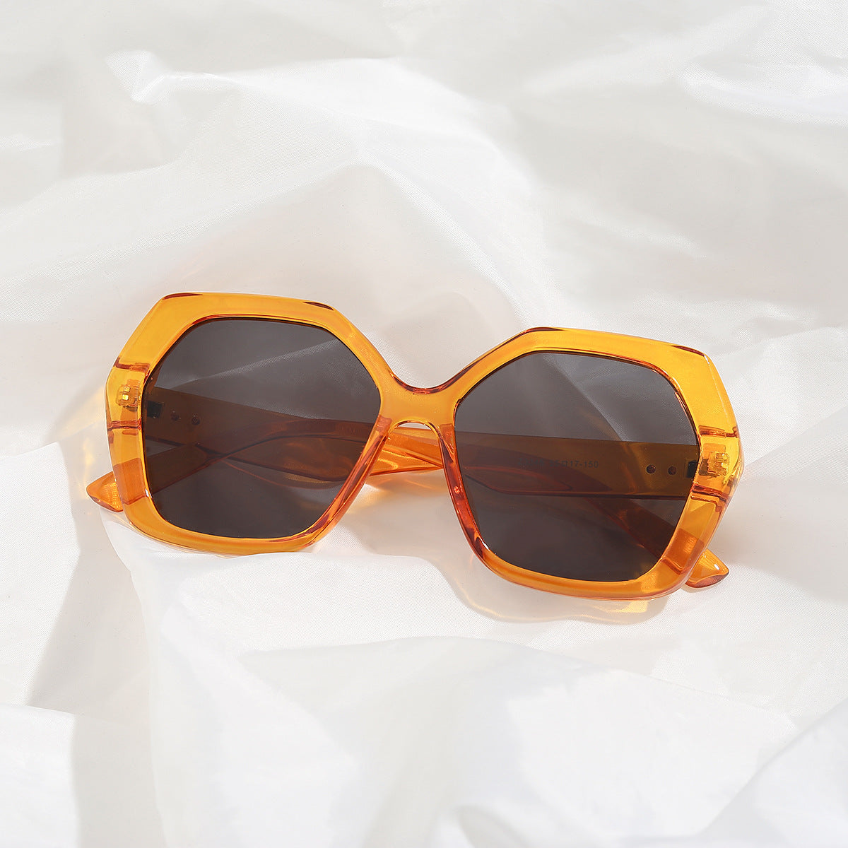 Damen geometrische Sonnenbrille mit auffälligem Design Brehn