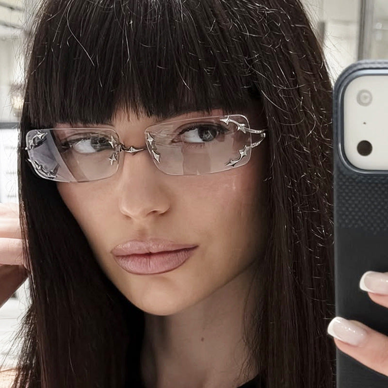 Damen modische Sonnenbrille mit filigranem Metallrahmen und transparenten Gläsern Brehn