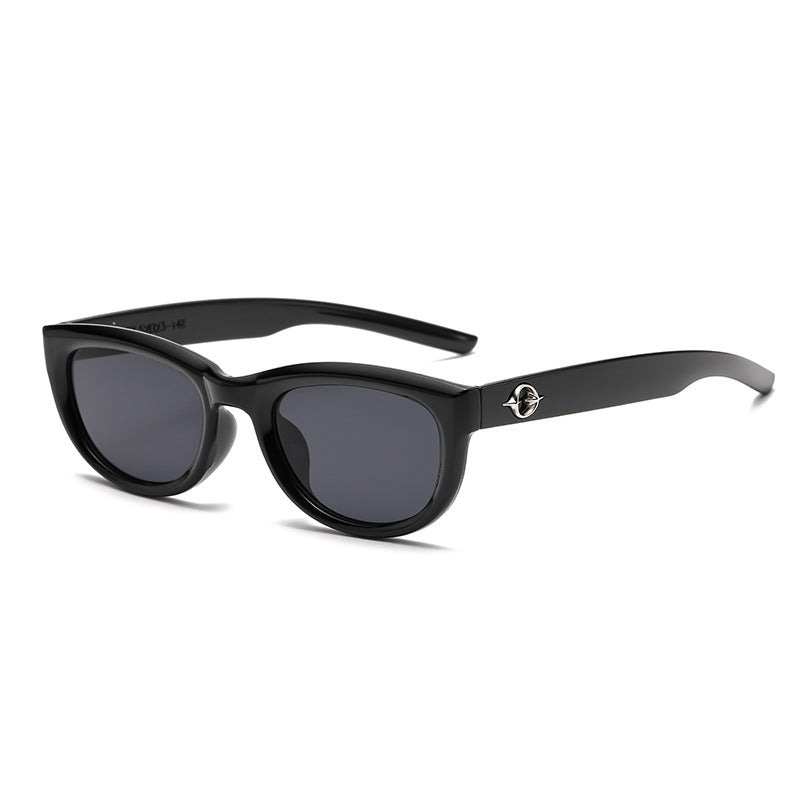 Damen elegante Kunststoffsonnenbrille im zeitgenössischen Design Brehn
