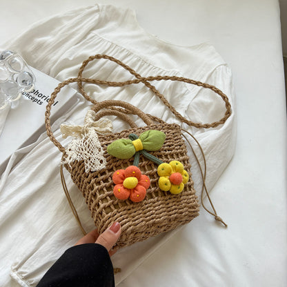 Handgefertigte gehäkelte Schultertasche