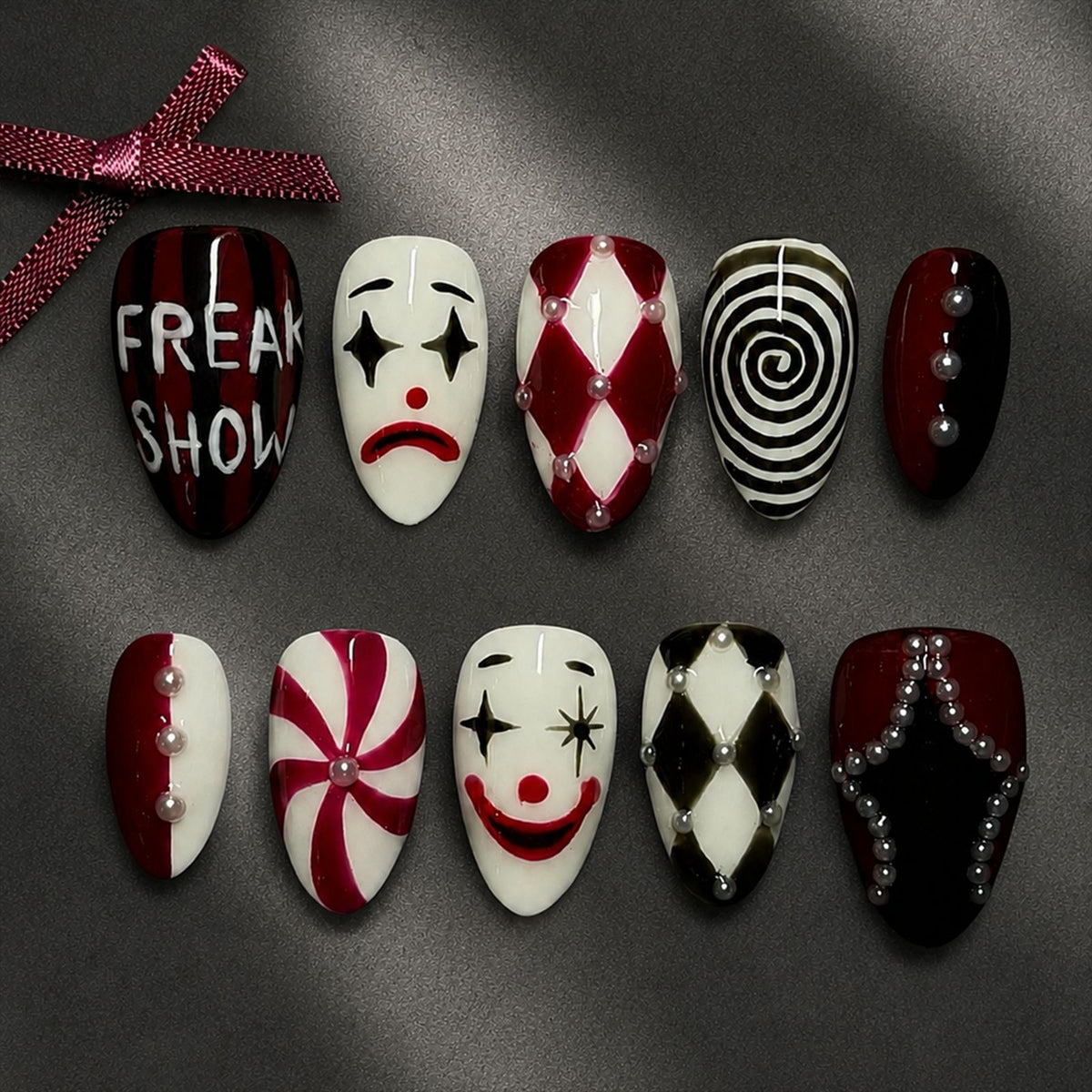Kreatives Halloween Kunstnagelset mit Gruselmotiven Brehn