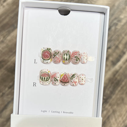 Künstlerisches Press-On-Nagelset mit Wassermelonen-Thema Brehn