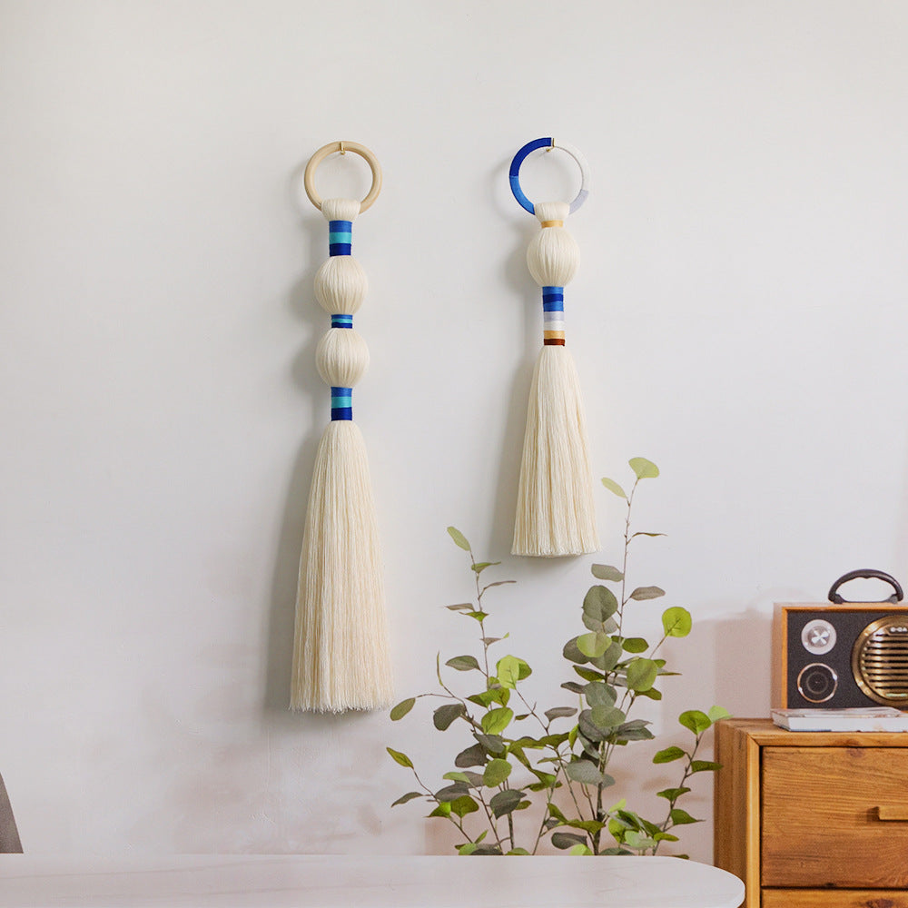 Wanddekoration mit elegantem Quastendesign