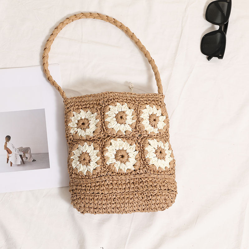 Handgefertigte Basttasche mit Floralen Mustern Brehn