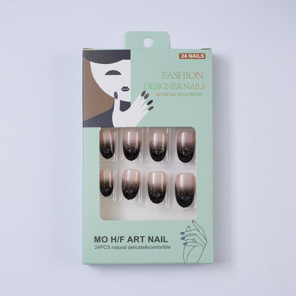 Elegante Kunstnägel im modernen Ombre-Stil mit Glitzerakzenten Brehn