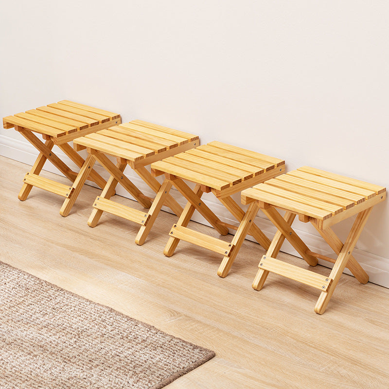 Klapphocker Aus Natürlichem Holz Mit Ergonomischem Design Brehn