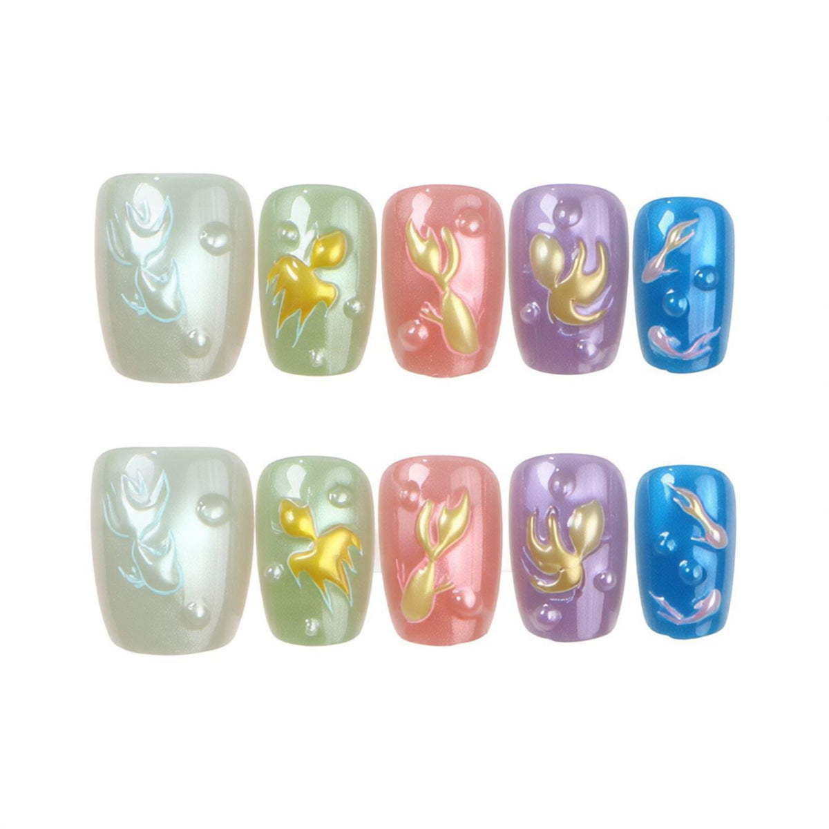 Künstlerisches Press-On-Nagel-Set mit floralen Mustern Brehn