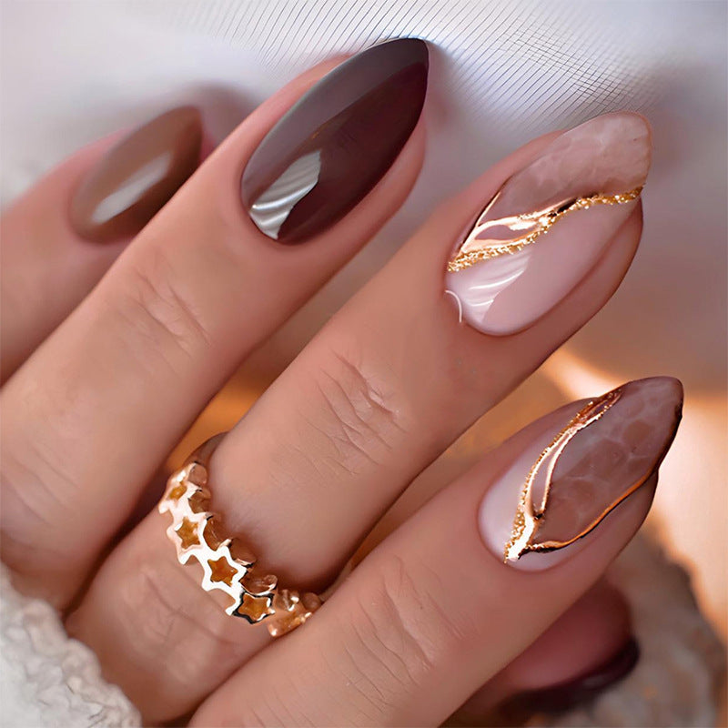 Press-On Nagelkunst-Set mit elegantem Marmor- und Glitzerakzenten Brehn