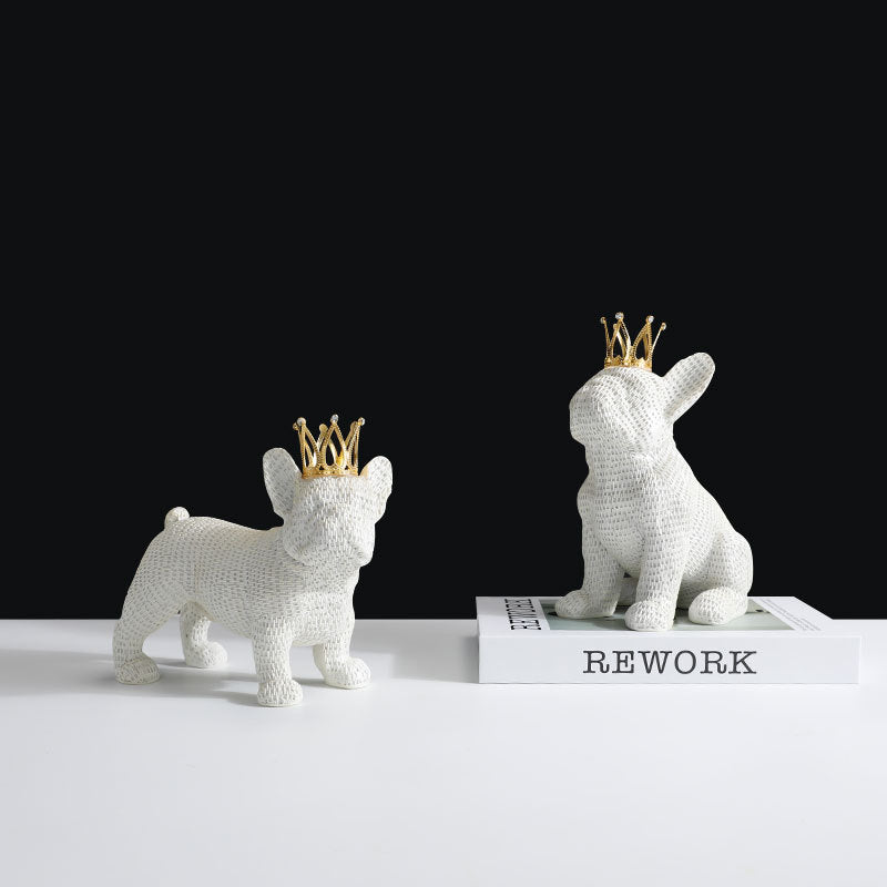 Dekorative Hundefigur mit Krone