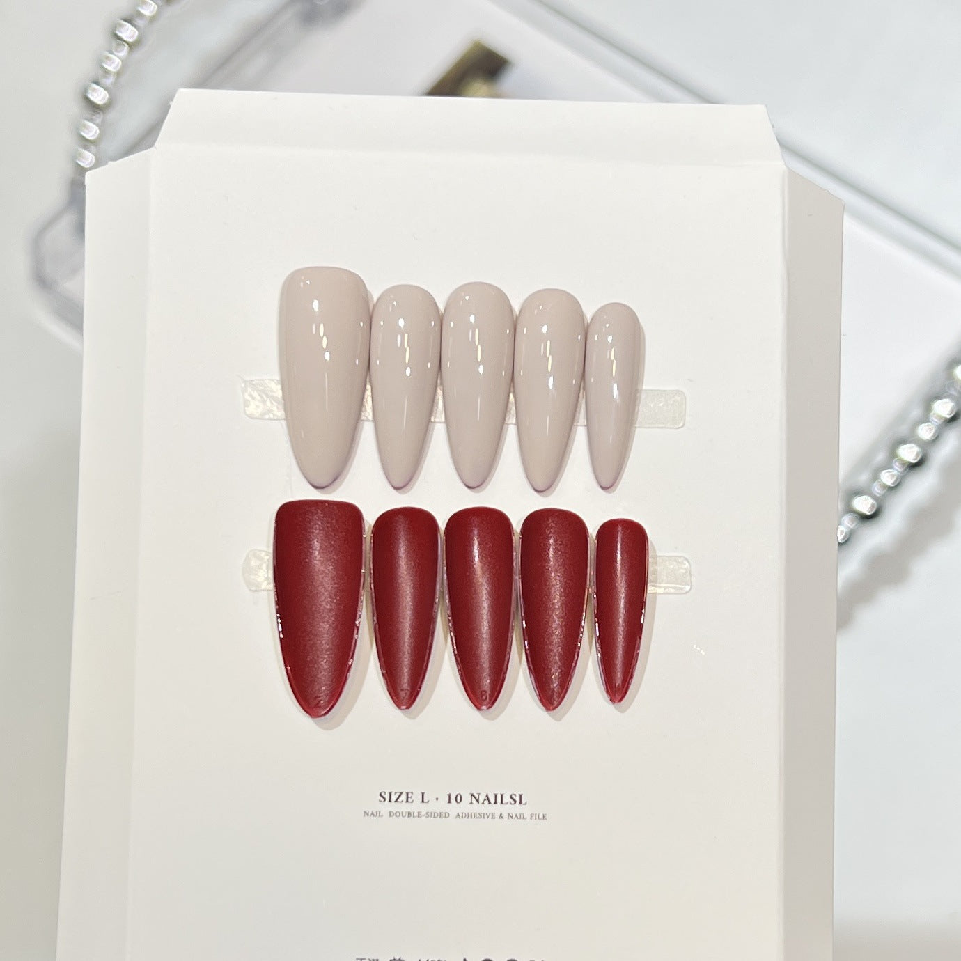 Stiletto Press-On Nagelkunstset mit eleganten French Tips Brehn