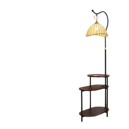 Stehlampe mit integriertem Beistelltisch