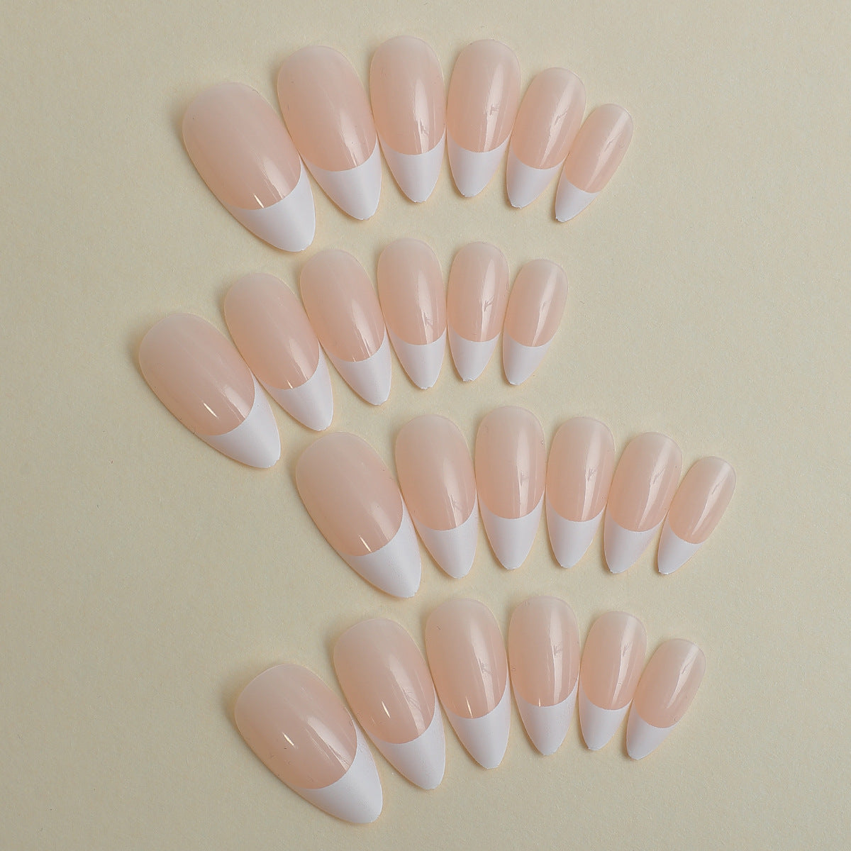 Elegante Stiletto French Tip Druck-Nägel Brehn