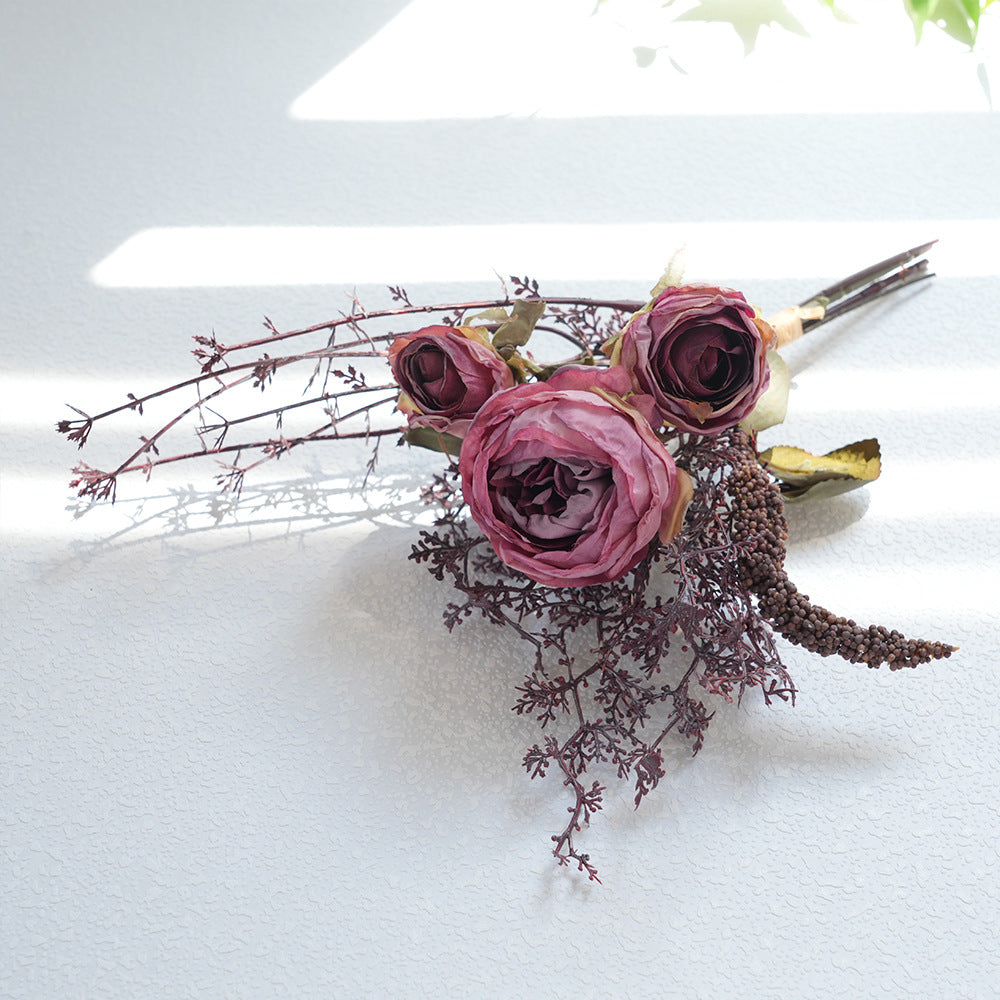 Eleganter Künstlicher Blumenstrauß