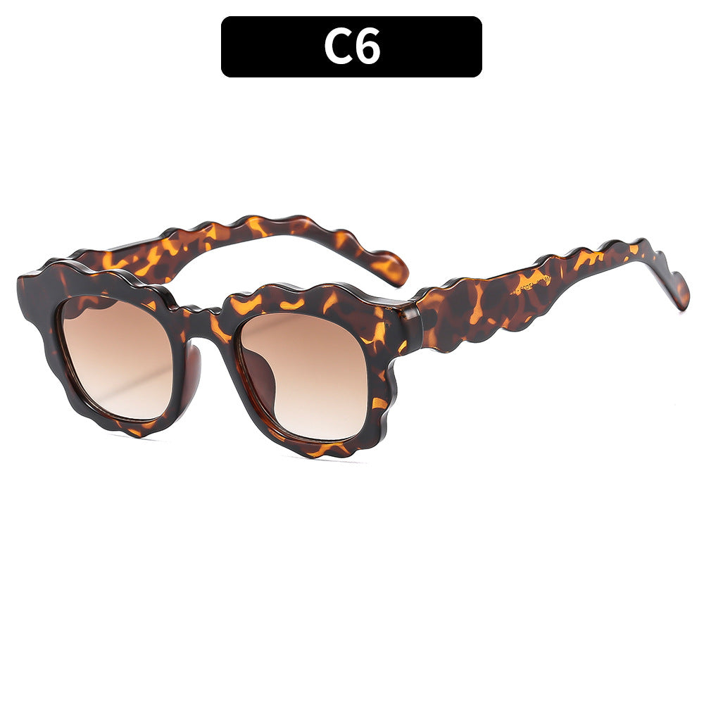 Künstlerische Wellenrahmen-Sonnenbrille