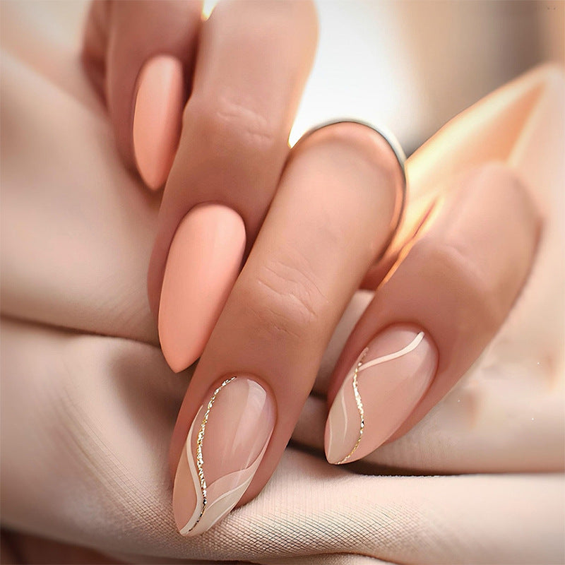 Glänzendes Press-On-Nagelset mit künstlerischen Marmorakzenten Brehn