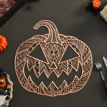Filigranes Kürbis-Tischplätzchen aus hitzebeständigem Kunststoff für Halloween-Tischdeko