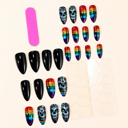 Künstlerisches Skull-Design Nagelkunstverlängerungen Brehn