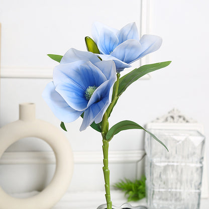 Elegantes Magnolien-Blumenarrangement für die Wohnkultur