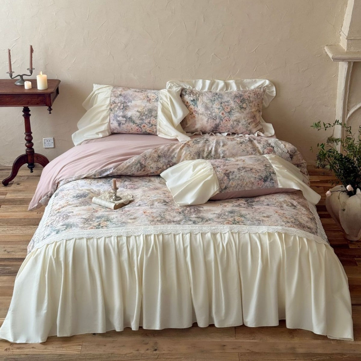 Romantisches Bettwäsche-Set mit Rüschen und Satin-Bettrock