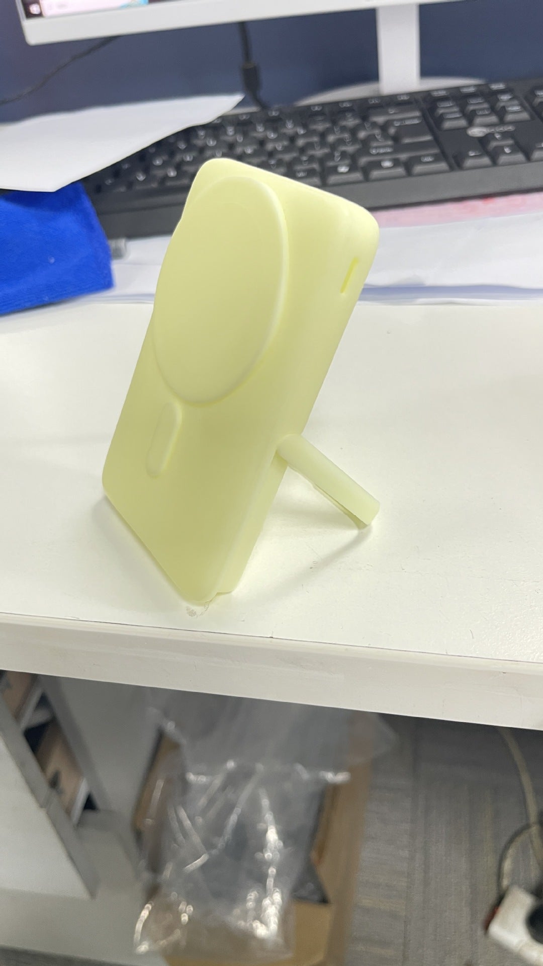 Kabelloses Ladegerät mit Innovativer Magsafe-Technologie Brehn