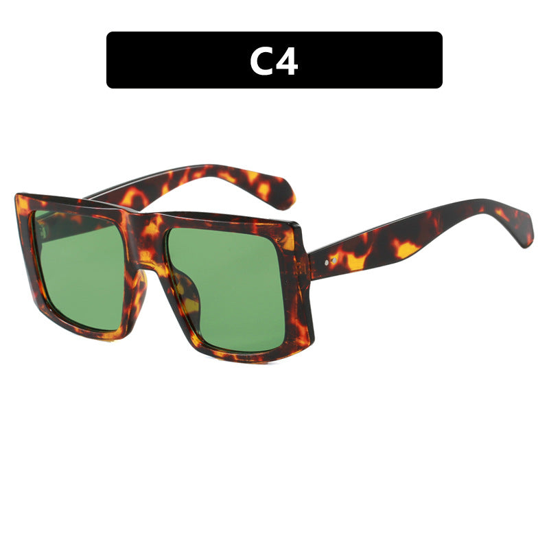 Damen quadratische Sonnenbrille mit robustem Kunststoffrahmen und schützendem UV-Filter Brehn