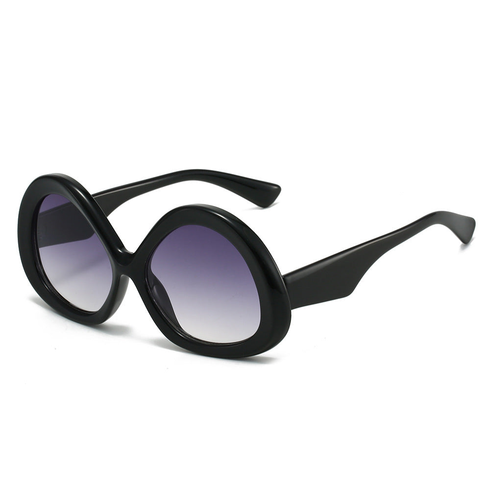 Oversized Retro-inspirierte Schmetterlingssonnenbrille Brehn