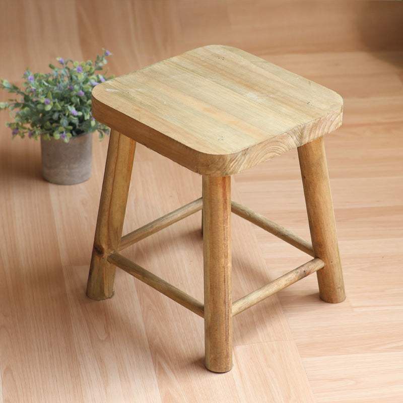 Robuster Hocker aus Massivholz Brehn