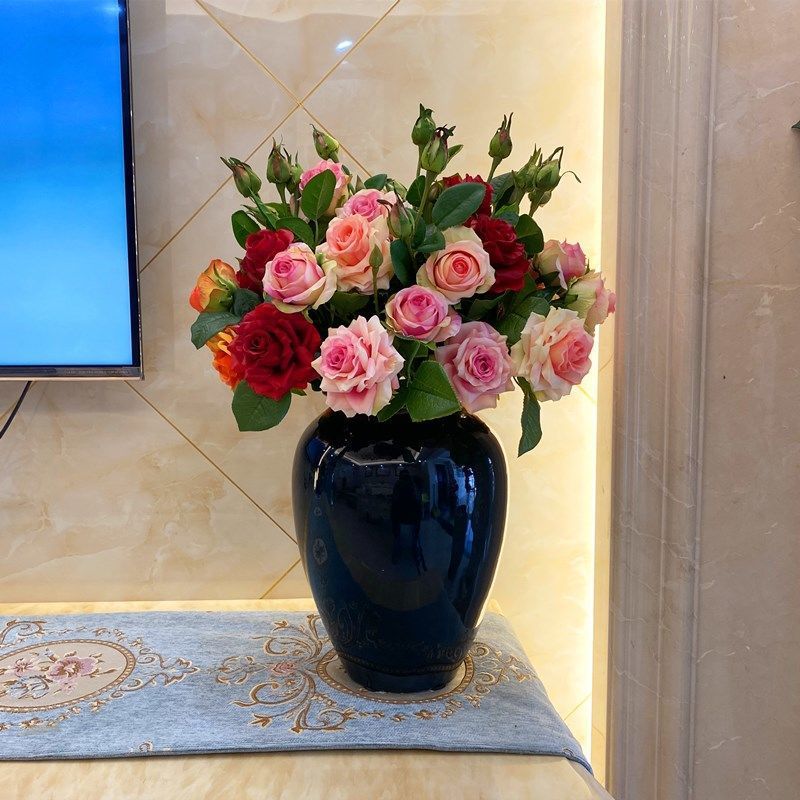 Realistische Künstliche Rosen Blumenarrangement