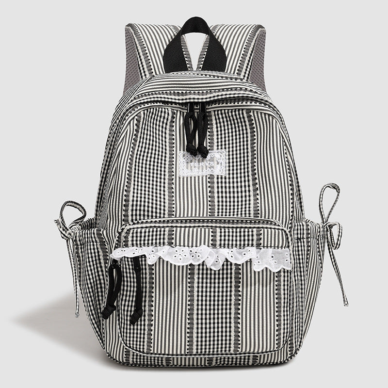 Lässiger Schulrucksack mit Spitzenrand