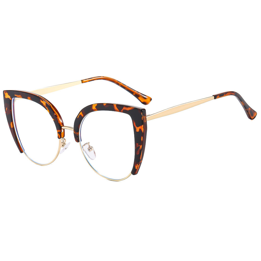 Damen Modische Cat-Eye Brille aus Kunststoff mit Metallakzenten Brehn