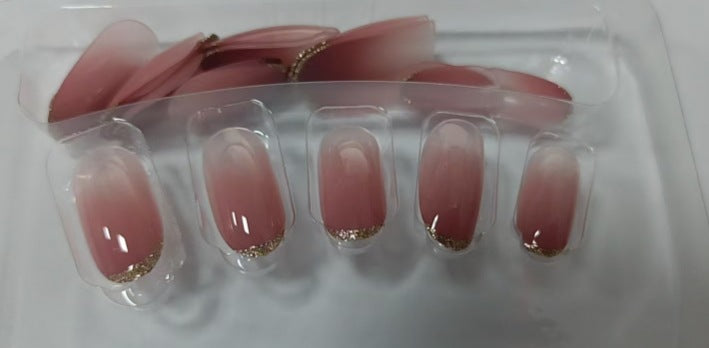 Kunstvolle Nagelspitzen Design Brehn