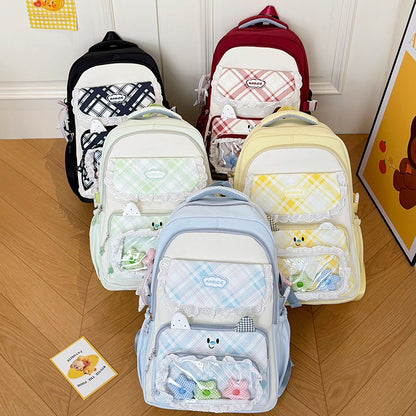 Stylischer Mehrfach-Taschen-Rucksack mit niedlichen dekorativen Akzenten Brehn