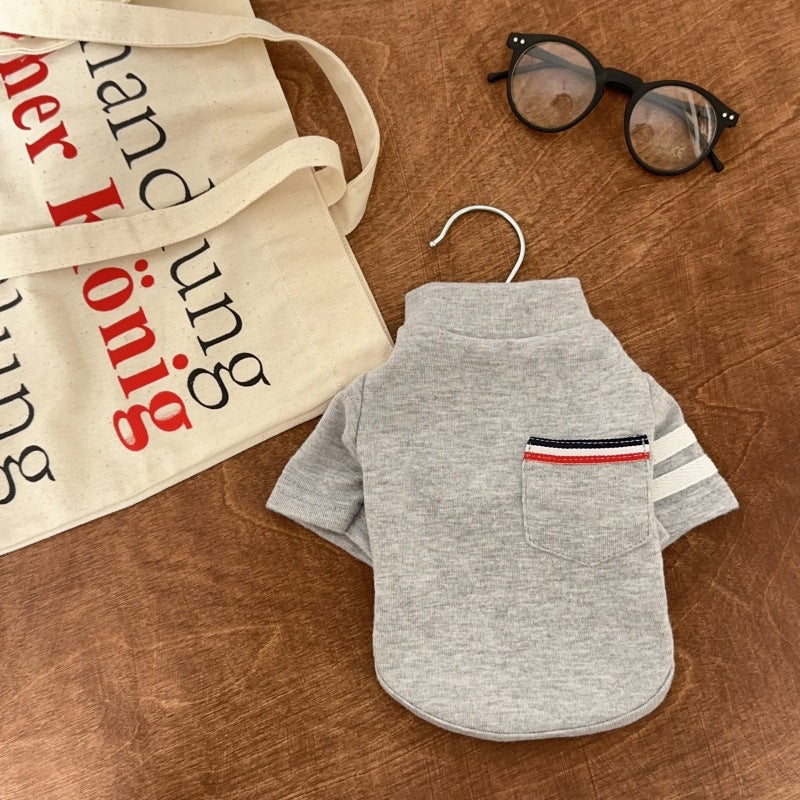 Baumwolle Polo Tee mit Brusttasche & gestreiften Ärmeln