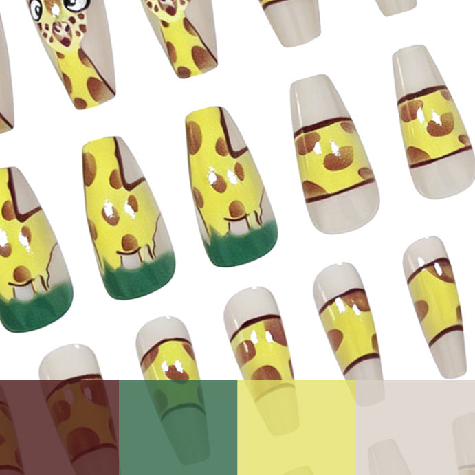Verspielte Giraffen-themed Nagelkunstverzierungen Brehn
