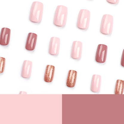 Nagelverlängerungen mit schimmernden Akzenten Brehn