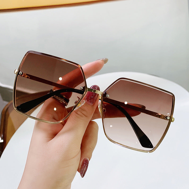 Damen modische quadratische Sonnenbrille mit polarisierenden Gläsern Brehn