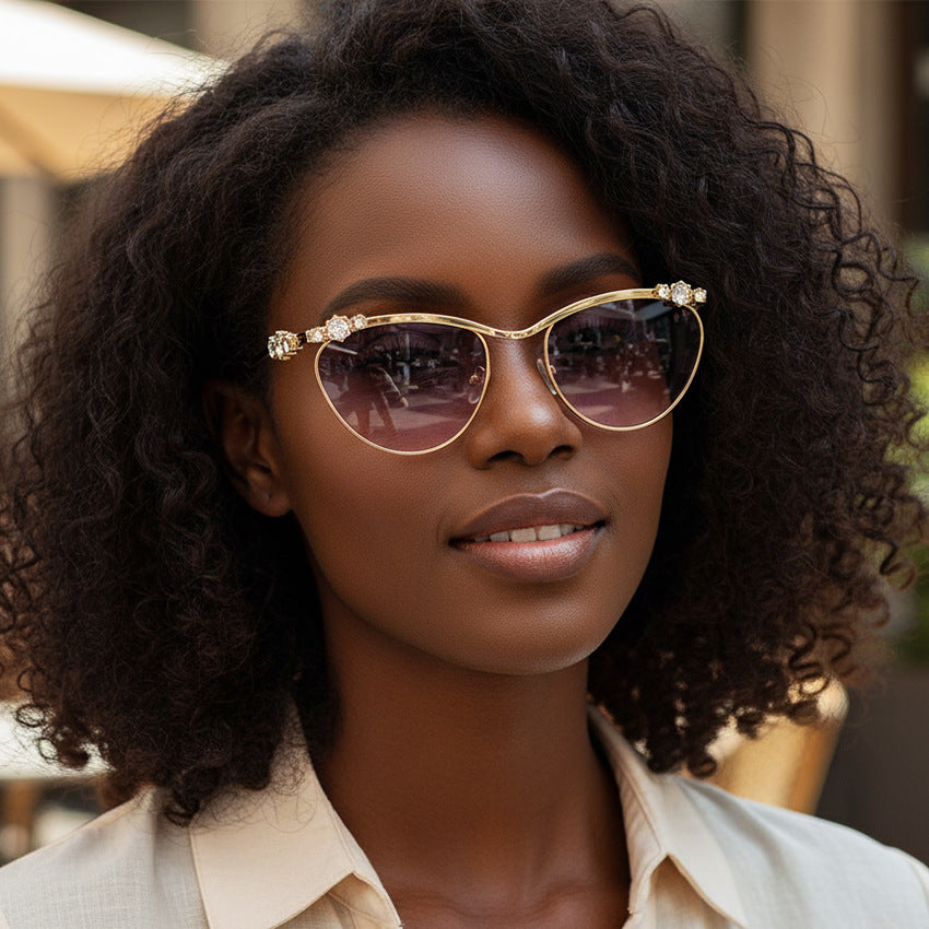 Damen Designer-Sonnenbrille mit funkelnden Details Brehn