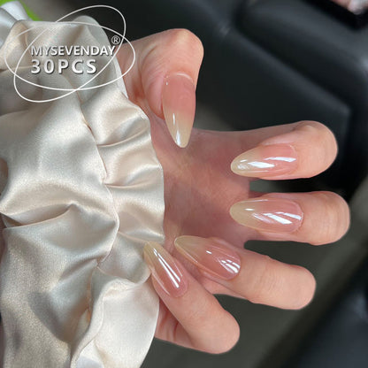 Elegantes Stiletto Press-On-Nagelset mit natürlichem Ombre-Finish Brehn