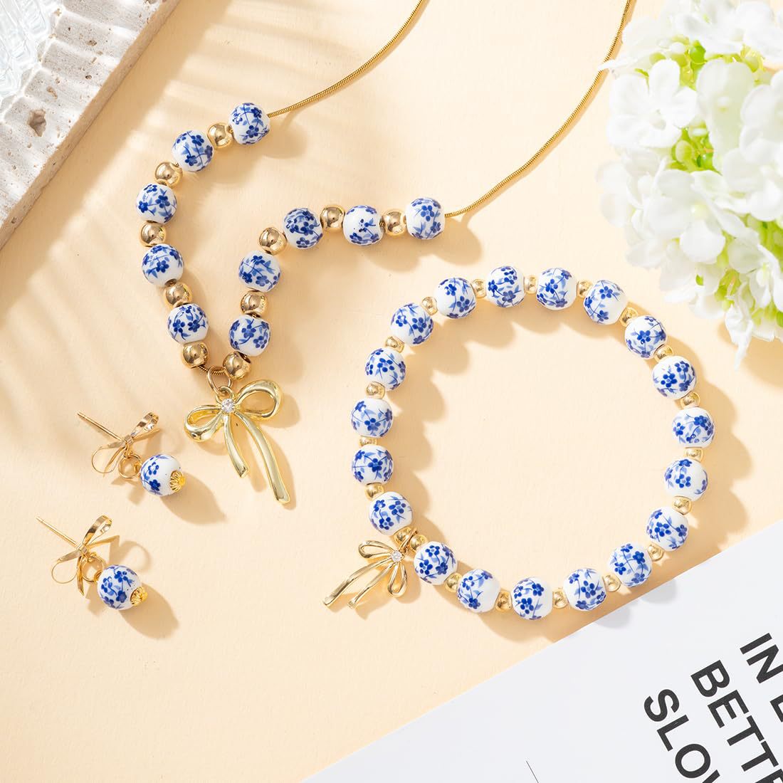 Florale Perlen-Charm-Armband Brehn