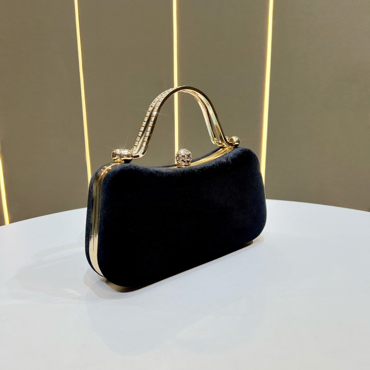 Vintage-inspirierte satin Abendhandtasche