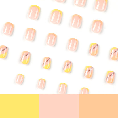 Kunstvolle Nagelkunst im Frühjahr-Stil Brehn