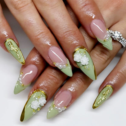 Dekoratives Acryl-Nagelkunst-Design Brehn