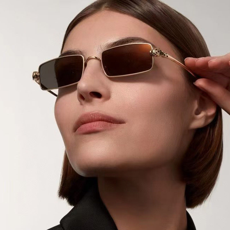 Damen elegante quadratische Sonnenbrille mit luxuriösem Metallrahmen und UV-Schutz Brehn