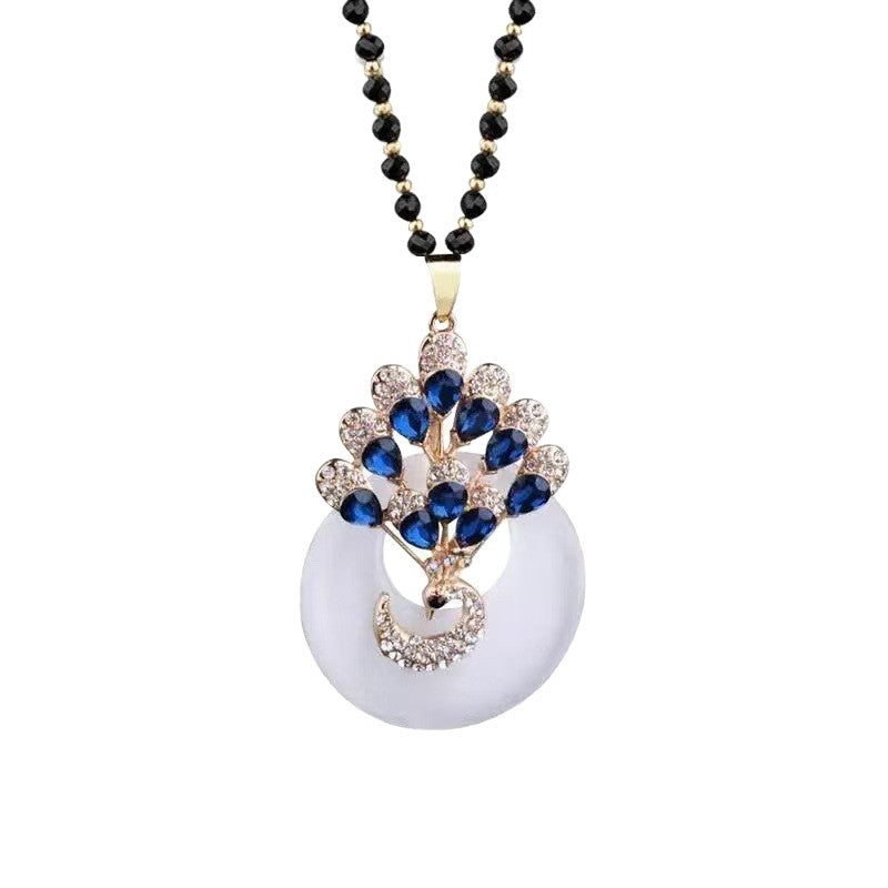 Verziertes Anhänger-Halsband Brehn