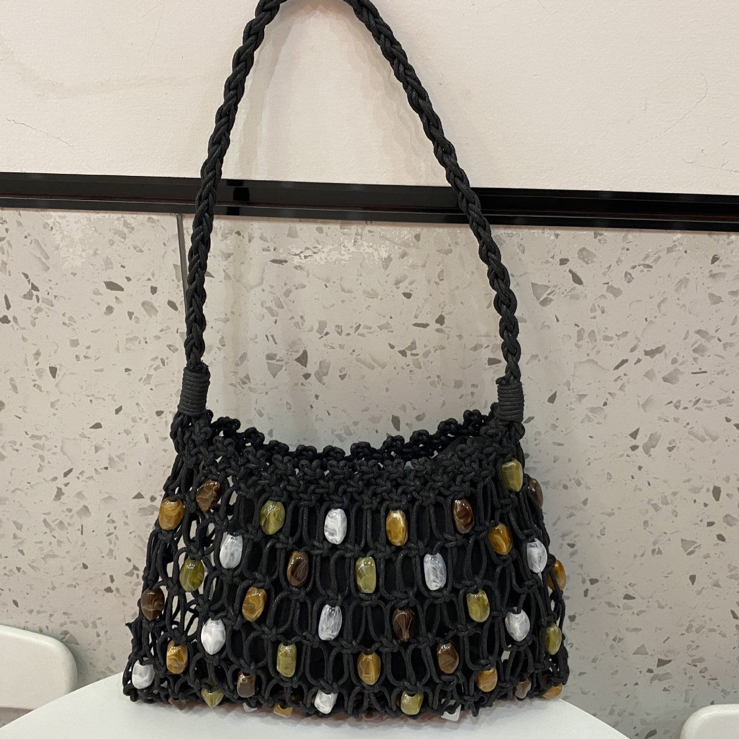 Handgeknüpfte Netztasche mit Dekorativen Perlen Brehn