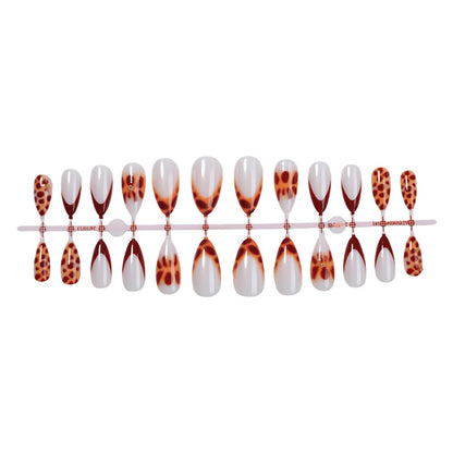 Modisches Press-On Nagelkunst Set Brehn