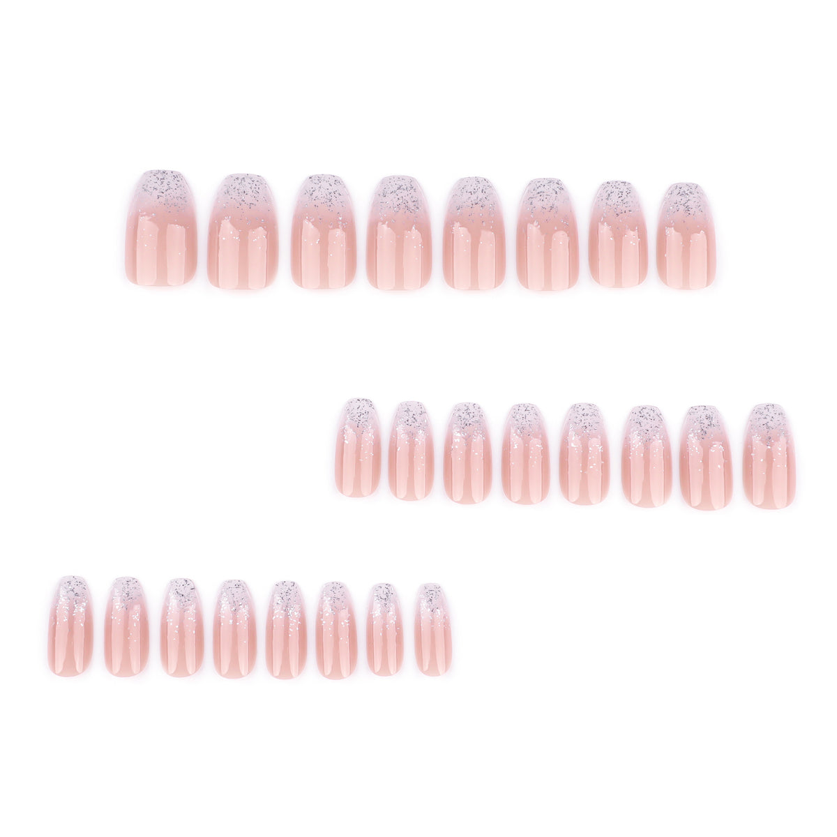 Kunstvolle Nagelverlängerungen mit Glitzer und Ombre-Effekt Brehn