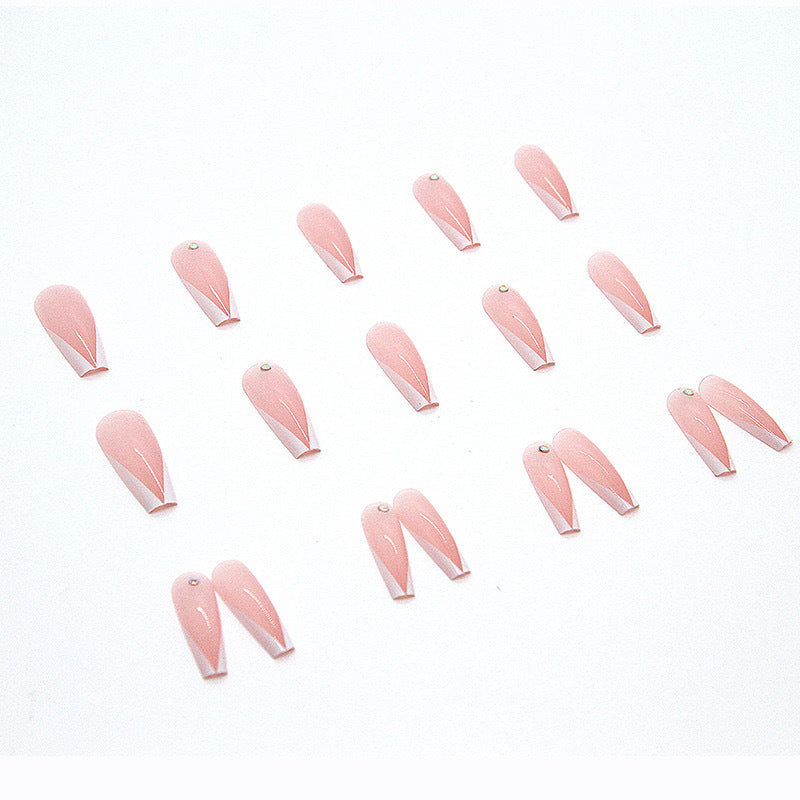 Künstliche Nagelspitzen mit elegantem Design Brehn