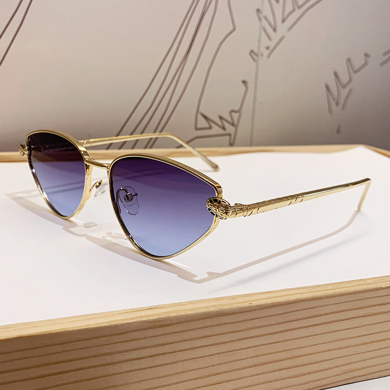 Damen Designer-Sonnenbrille mit schickem Cat-Eye-Design und luxuriösem Rahmen Brehn