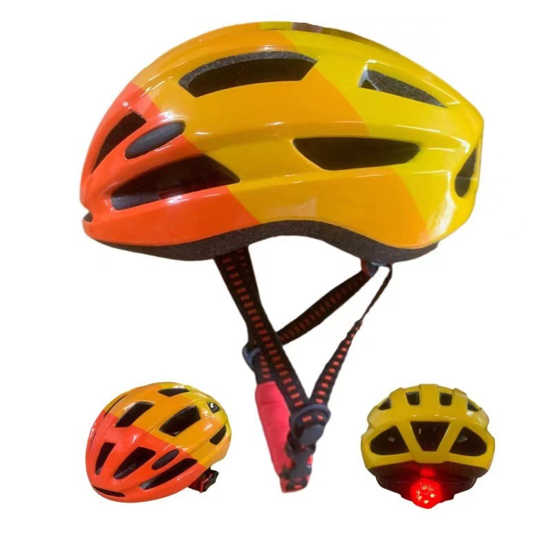 Hochsichtbarer Fahrradhelm mit LED-Licht Brehn